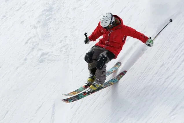 Skiing 7 Days 6 Nights Package