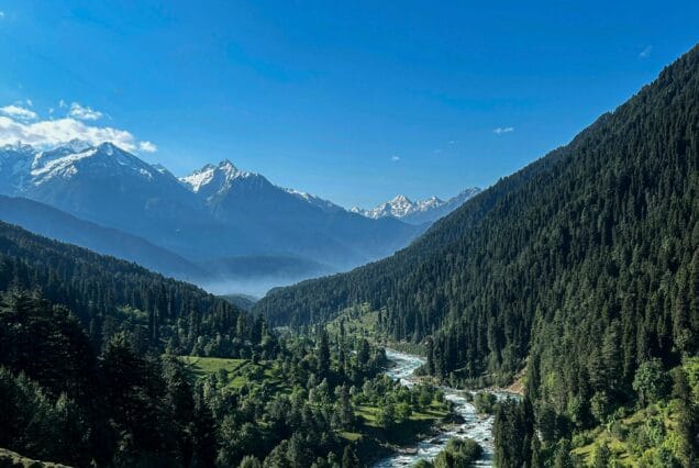 Kashmir Tour 7 Days and 6 Nights